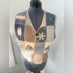 Woolrich Vintage Sz M  100% Wool Zip Snowflake Winter Patchwork Sweater Vest